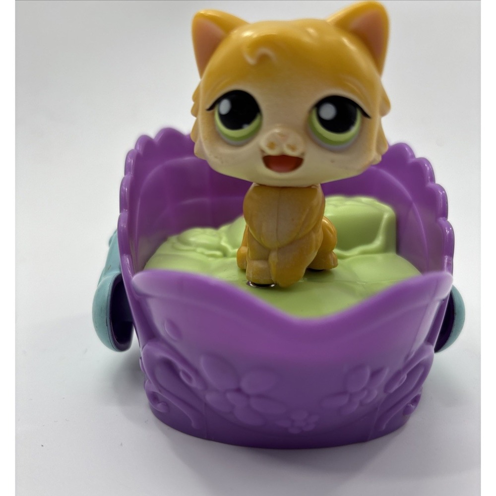 Littlest Pet Shop Magic Motion Yellow Persian Cat And‎ Bed First Gen Green Eyes